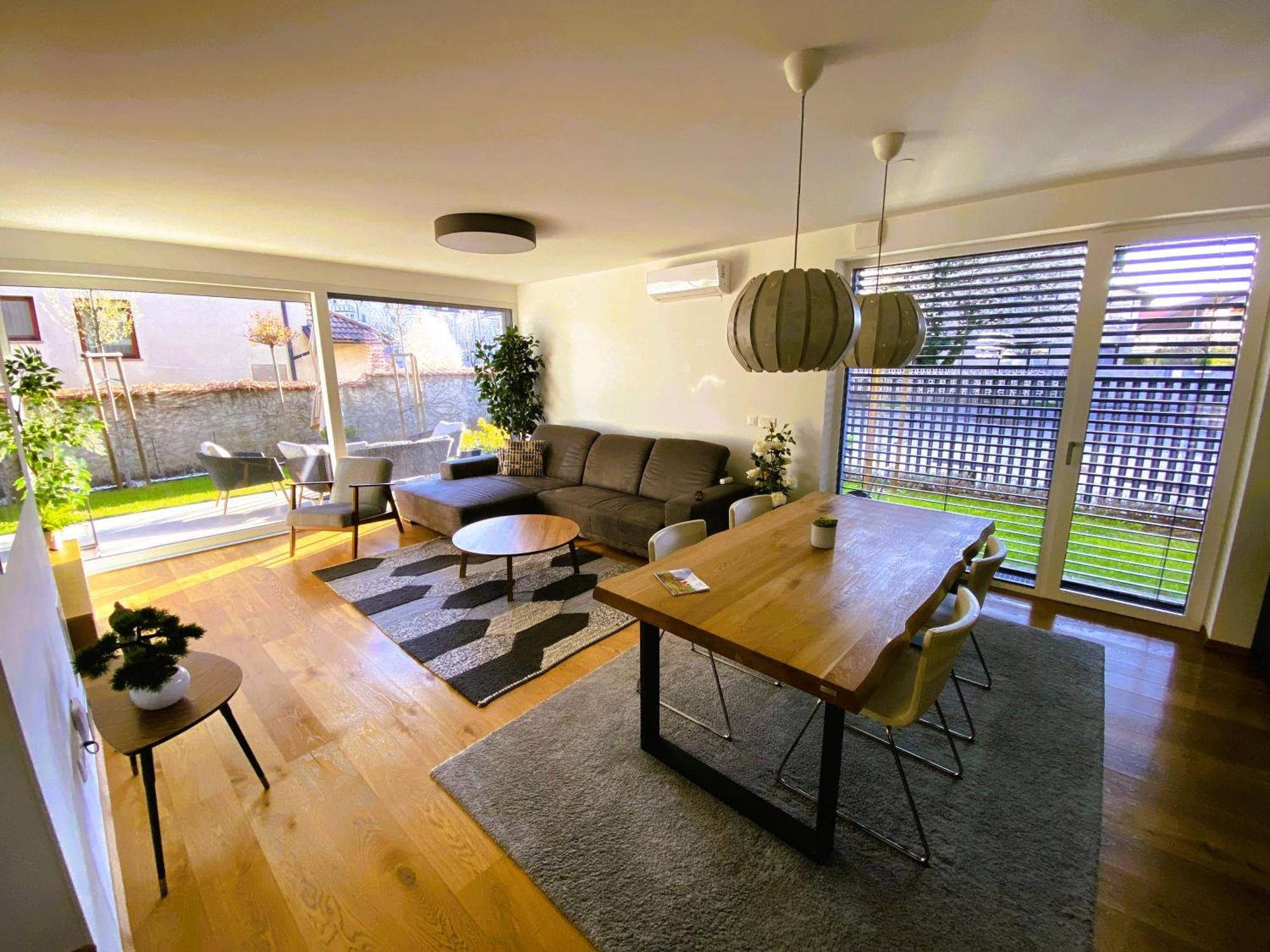 Apartments Villa Popp Ljubljana Buitenkant foto